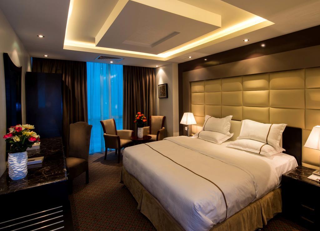 Al Yamama Palace Hotel Suites Riyadh Rom bilde