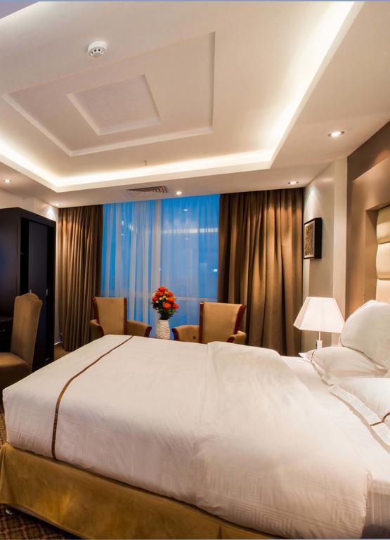 Al Yamama Palace Hotel Suites Riyadh Rom bilde
