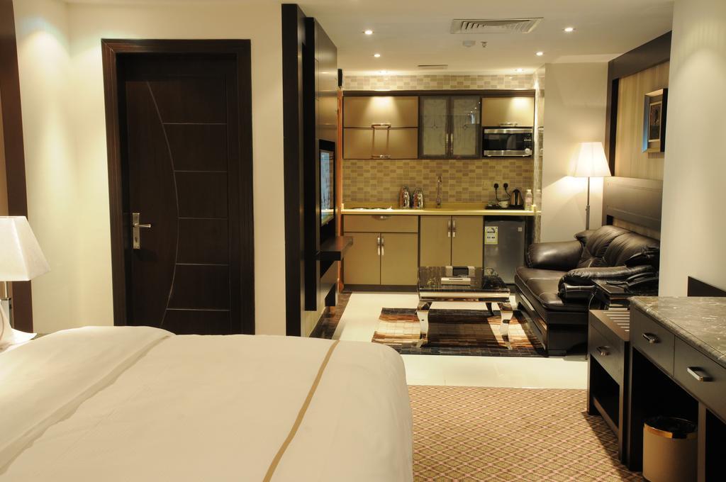 Al Yamama Palace Hotel Suites Riyadh Rom bilde